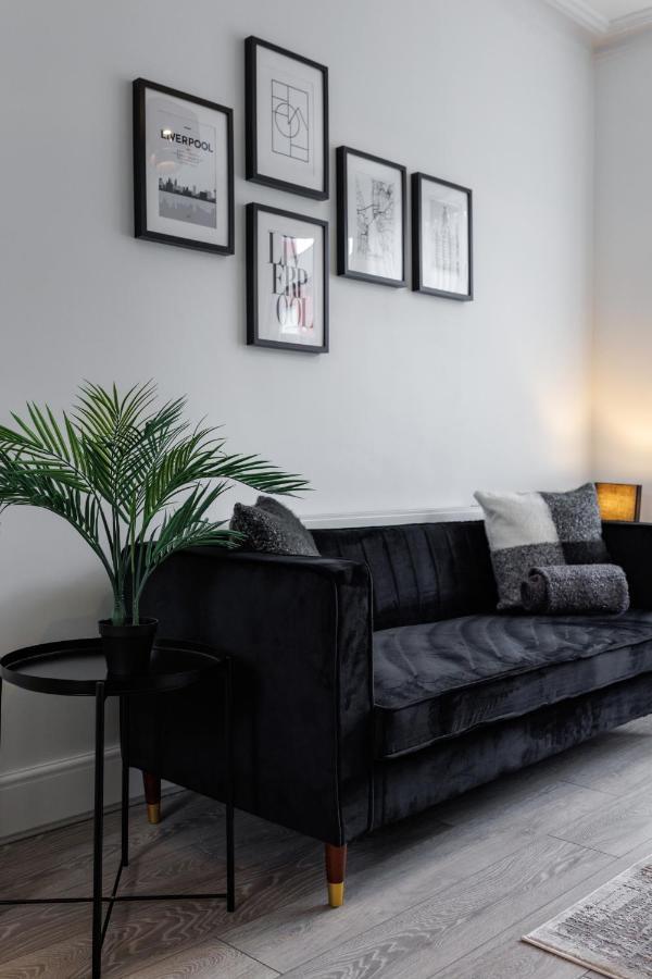 Air Host And - Walton Breck - Sleeps 5 Free Parking, 10 Minutes To Centre Holiday home